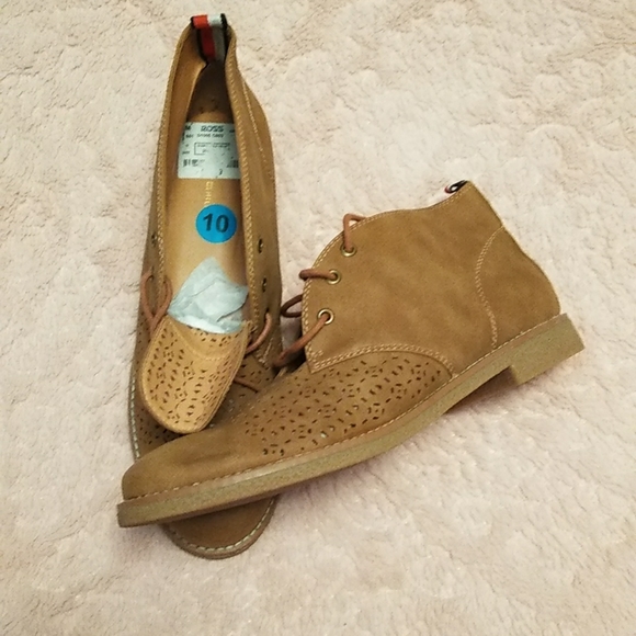 Tommy Hilfiger Vegan Perforated Booties - Picture 7 of 9